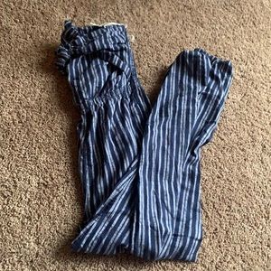 Pant bow romper; only worn a few times
